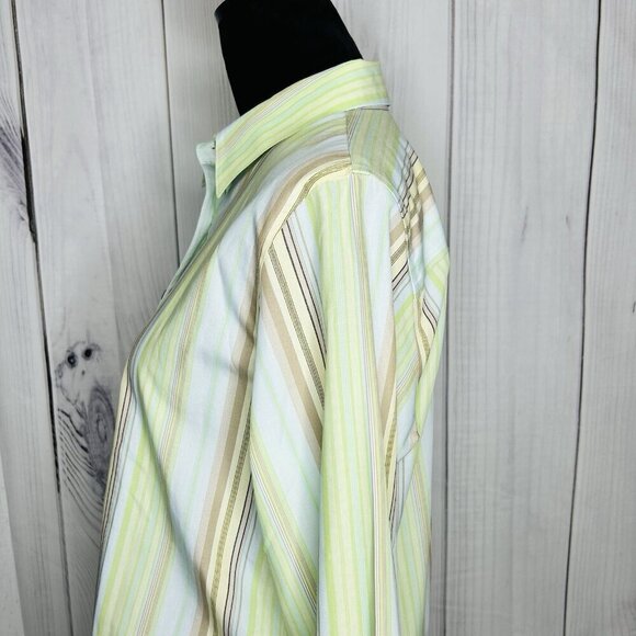 Pendleton Womens Sz 10P Petite Button Up Shirt Non Iron Shaped Fit Multicolor - Picture 7 of 11